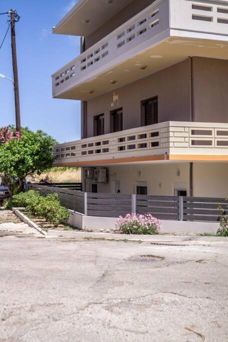 Artemissia New Well Sided Modish House Apartment Kissamos Exterior photo